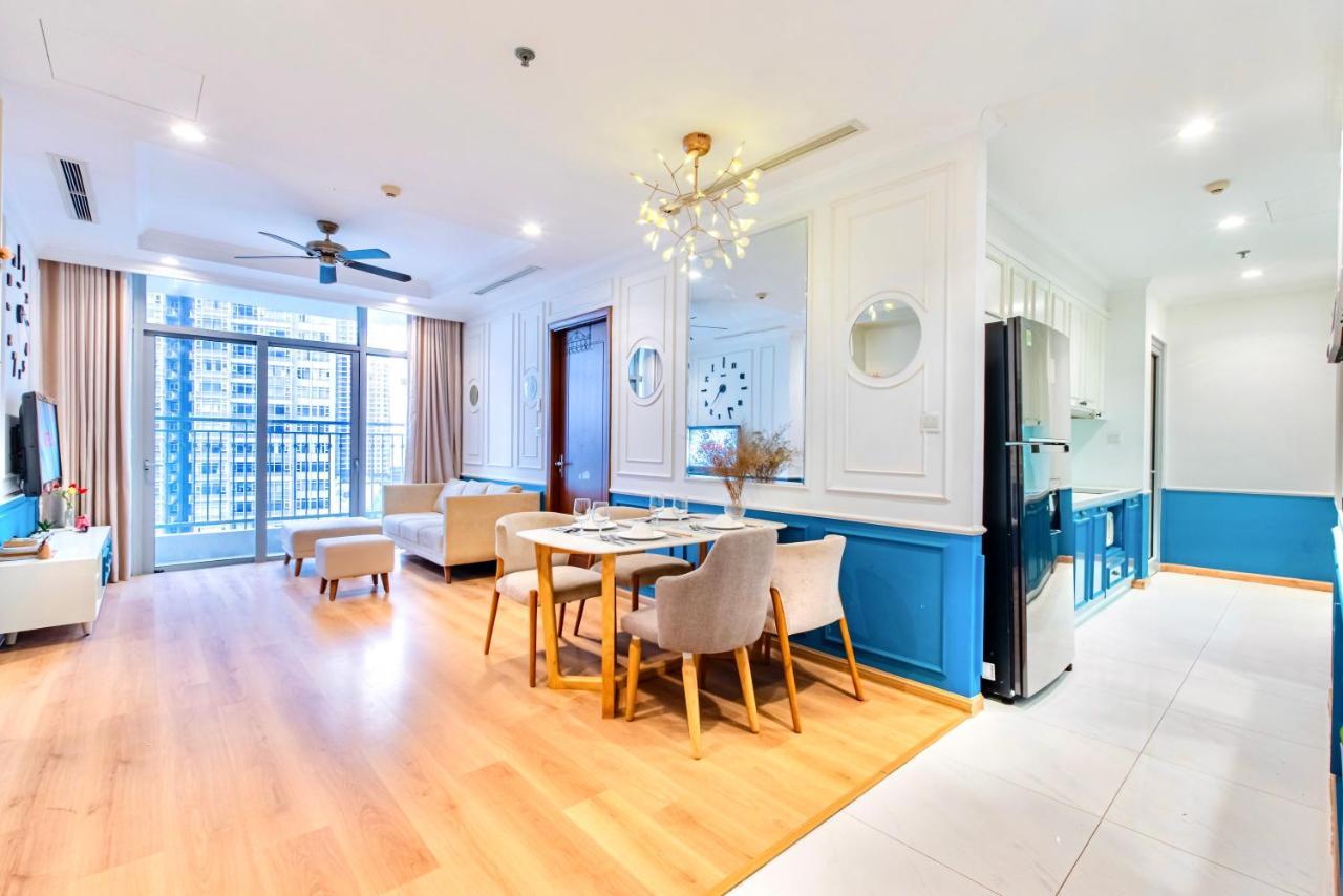 Moxy Hcmc Aparts - Vinhomes Central Park, Ice Rink โฮจิมินห์ซิตี้ ภายนอก รูปภาพ