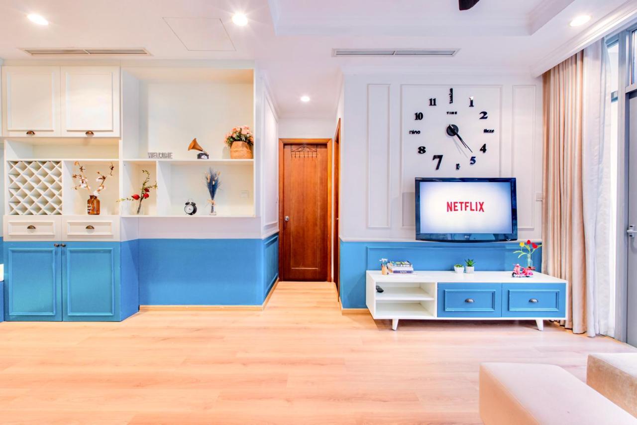 Moxy Hcmc Aparts - Vinhomes Central Park, Ice Rink โฮจิมินห์ซิตี้ ภายนอก รูปภาพ
