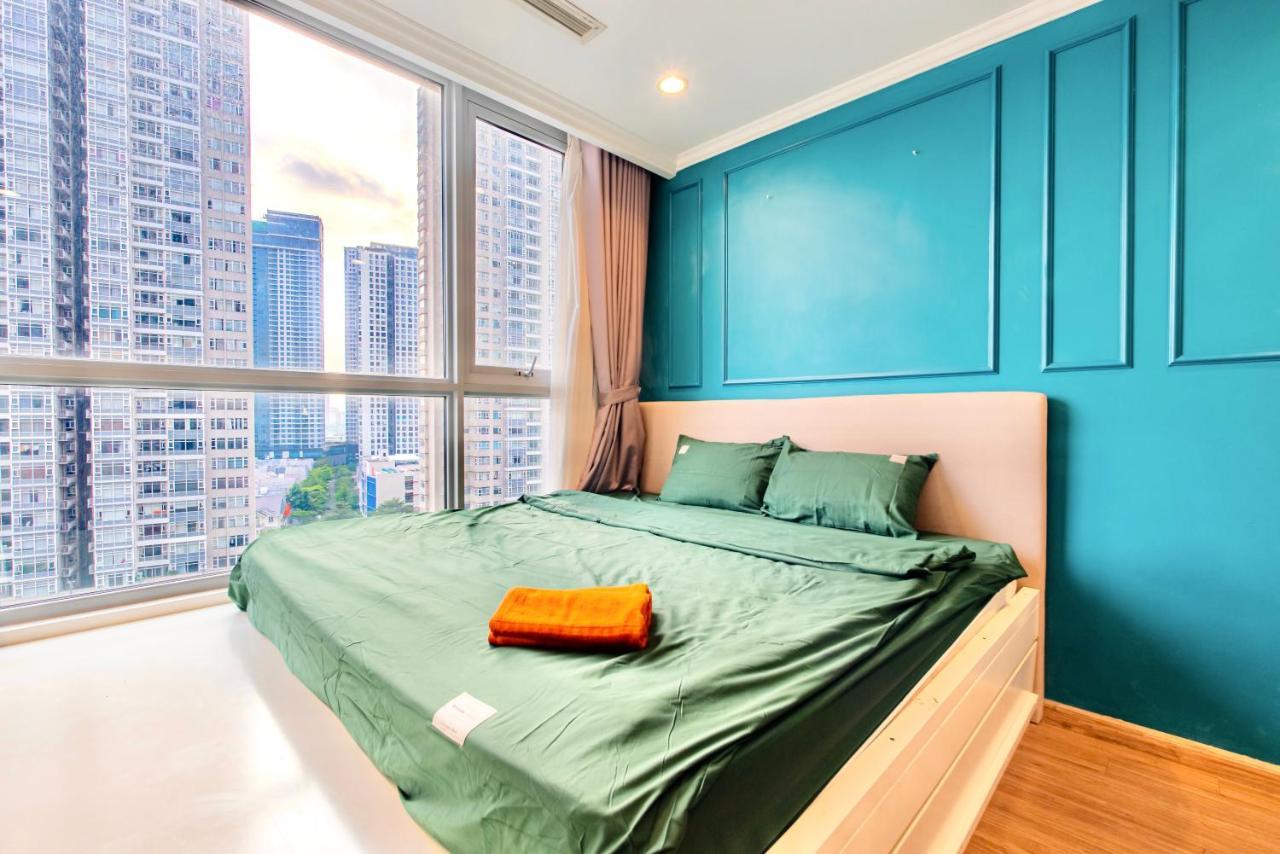 Moxy Hcmc Aparts - Vinhomes Central Park, Ice Rink โฮจิมินห์ซิตี้ ภายนอก รูปภาพ