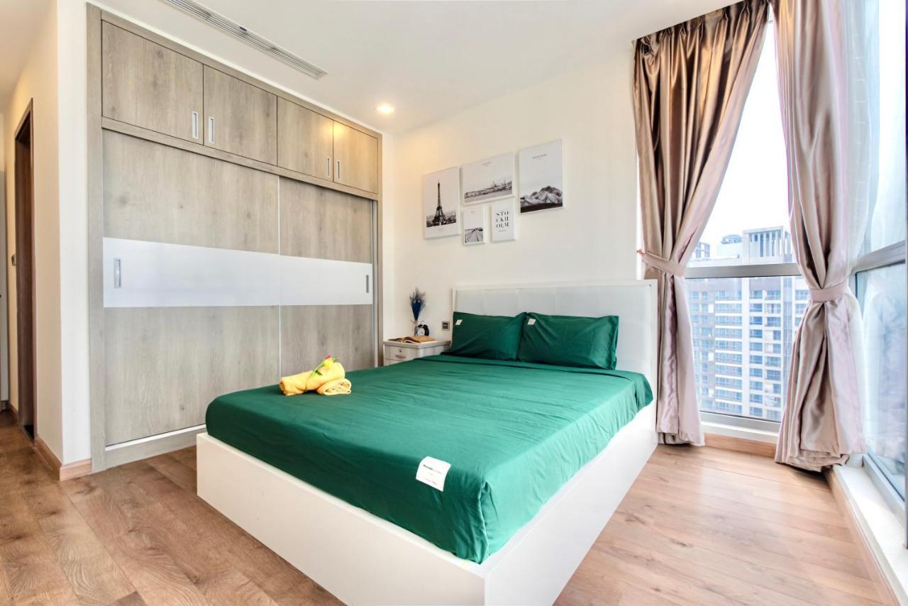 Moxy Hcmc Aparts - Vinhomes Central Park, Ice Rink โฮจิมินห์ซิตี้ ภายนอก รูปภาพ