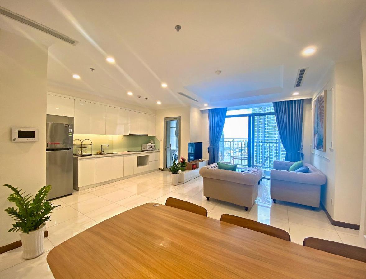 Moxy Hcmc Aparts - Vinhomes Central Park, Ice Rink โฮจิมินห์ซิตี้ ภายนอก รูปภาพ
